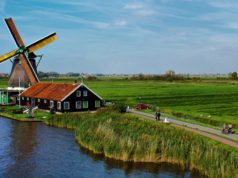 Windmill 'De Zoeker' at Zaanse Schans
