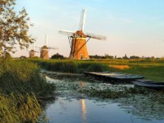 Windmills 'Molendriegang' in Wilsveen (South Holland)