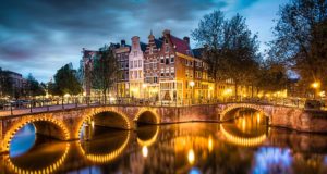Did you know that there are more Amsterdams than just the Dutch capital? Other Amsterdams can be found in i.a. South Africa, Canada, New York, California, Pennsylvania, Texas, Missouri and Virginia.