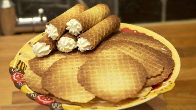 Did you know that 'nieuwjaarsrolletjes' (New Year rolls) are crispy waffles filled with sweet whipcream, traditionally eaten on New Year's Day?